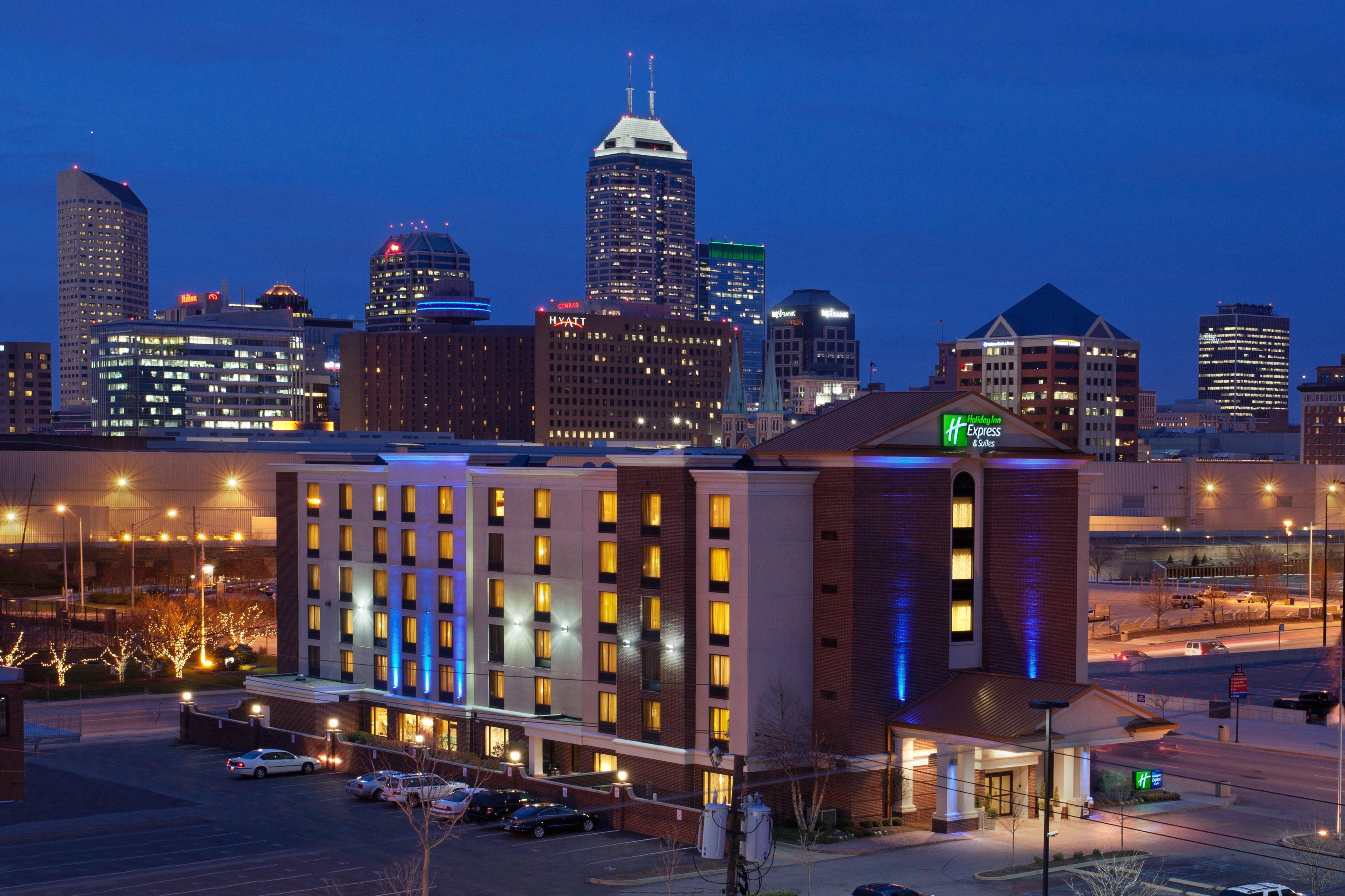 Holiday Inn Express Hotel & Suites Indianapolis Dtn-Conv Ctr By Ihg Exterior photo