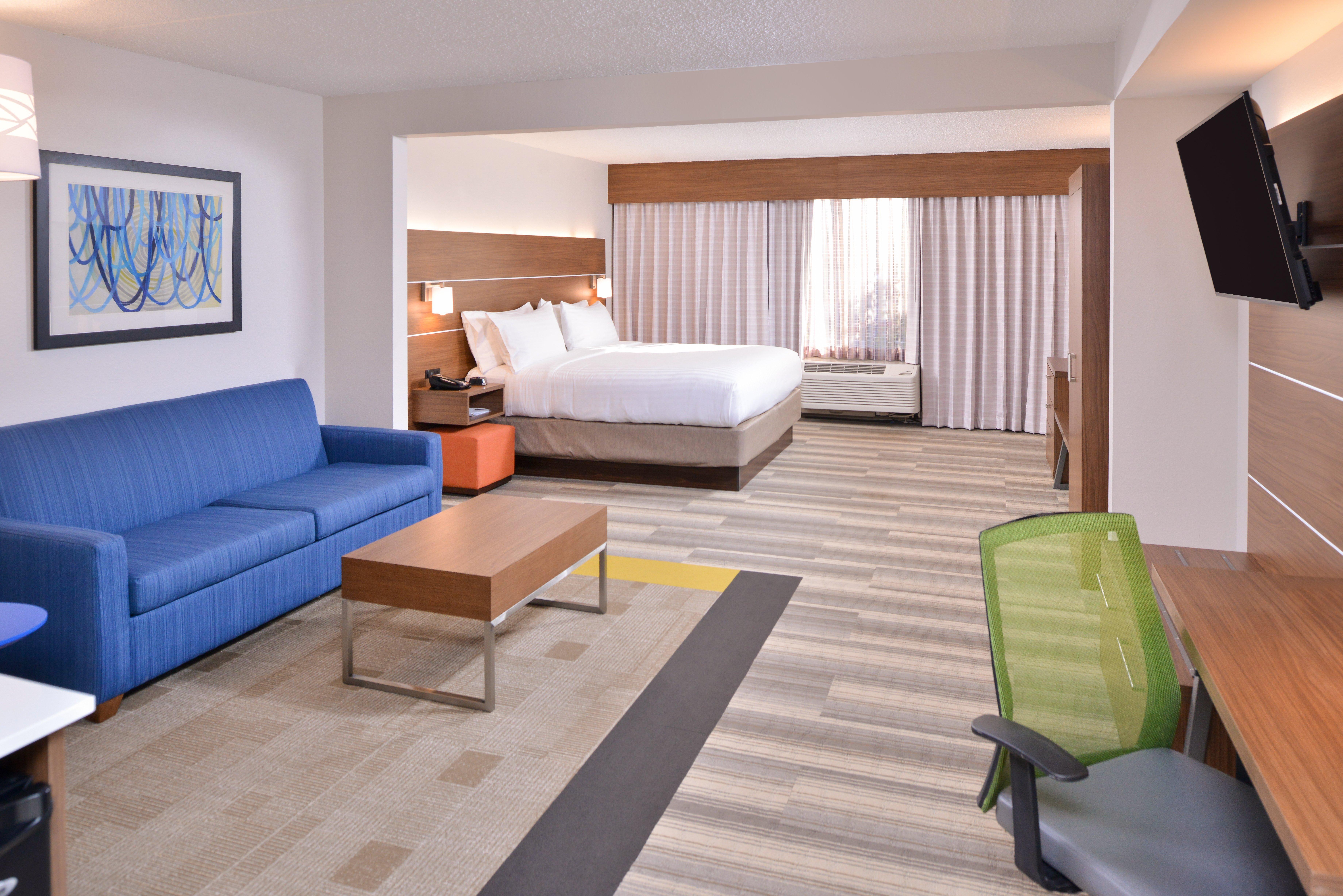 Holiday Inn Express Hotel & Suites Indianapolis Dtn-Conv Ctr By Ihg Exterior photo